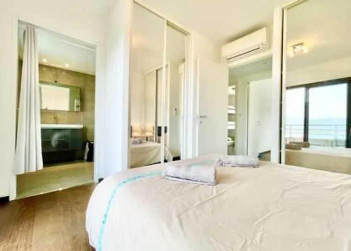 Corsica Sea View Ac Parking