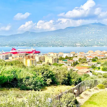 Appartement Vue 180°, Terrasse, Clim